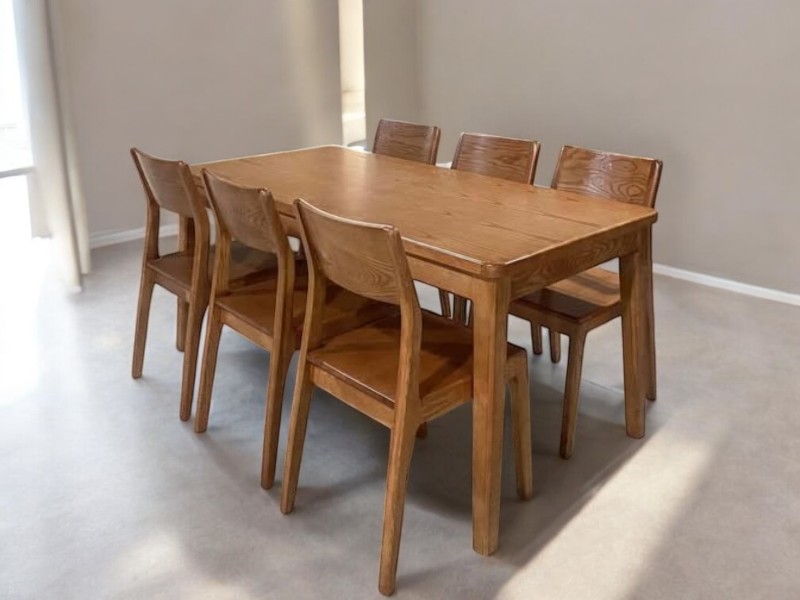 Bàn ăn hiện đại