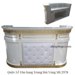 Quầy lễ tân khách sạn cao cấp