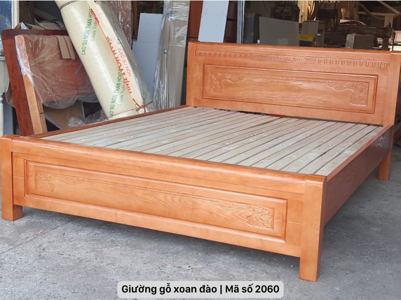 Giường gỗ xoan đào