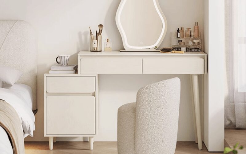 5 cách sắp xếp bàn trang điểm ngăn nắp, gọn gàng tại nhà 3 5 cách sắp xếp bàn trang điểm ngăn nắp