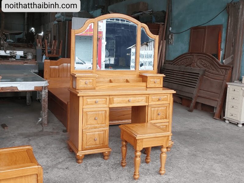 5 cách sắp xếp bàn trang điểm ngăn nắp 5 cách sắp xếp bàn trang điểm ngăn nắp