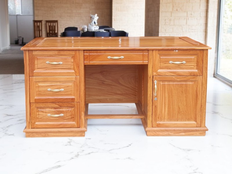 3 Bước Bảo Quản Bàn Làm Việc Luôn Bền Đẹp 3 3 Bước Bảo Quản Bàn Làm Việc Luôn Bền Đẹp