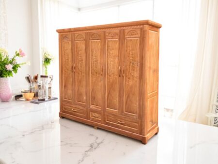 8 Mẹo Chọn Tủ Quần Áo Đẹp và Tiện Dụng