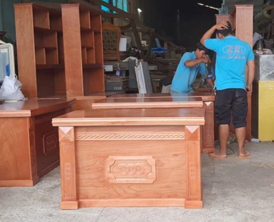 Bàn làm việc gỗ 1m2
