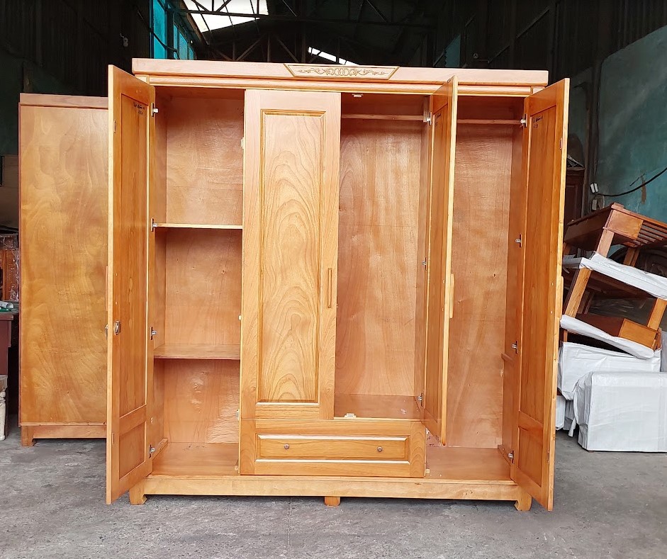 Tủ đựng quần áo