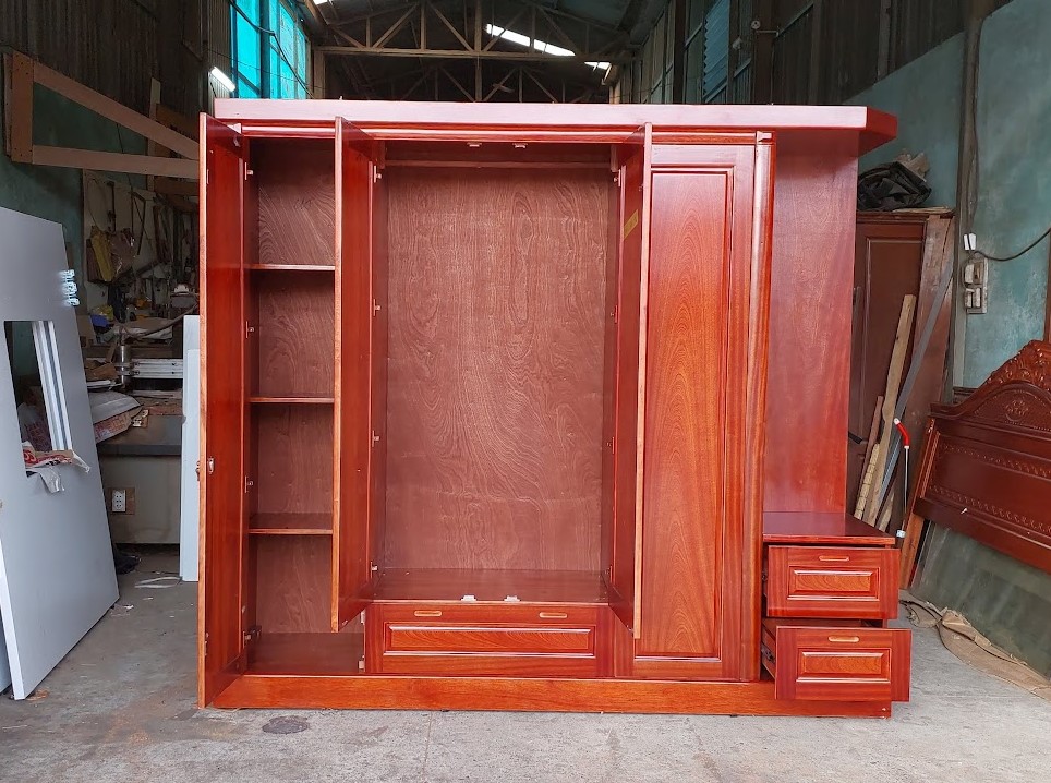 Tủ quần áo gỗ tự nhiên