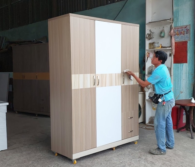Tủ đựng quần áo