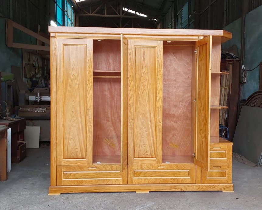Tủ gỗ quần áo tại Quận 1 chất liệu gỗ tự nhiên