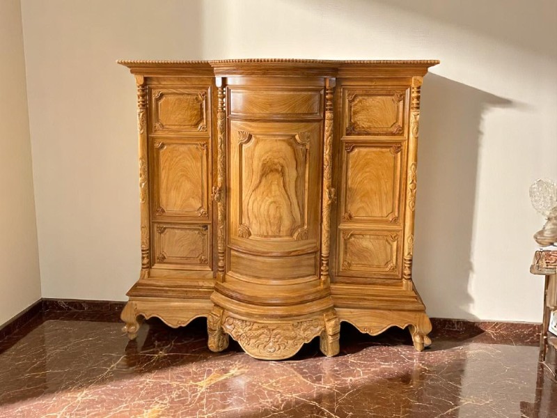 5 tủ thờ gỗ đẹp nổi bật được ưa chuộng hiện nay 2 Tủ thờ gỗ đẹp