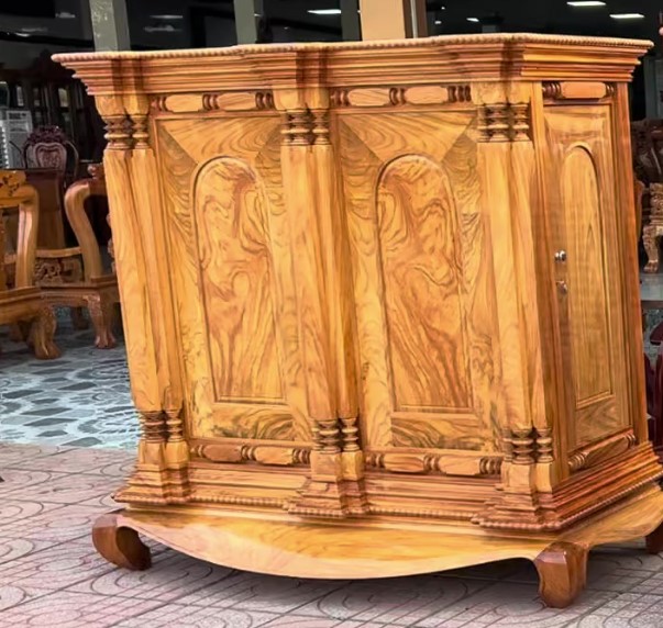 Tủ thờ tam cấp đẹp chạm khắc tứ linh tinh xảo