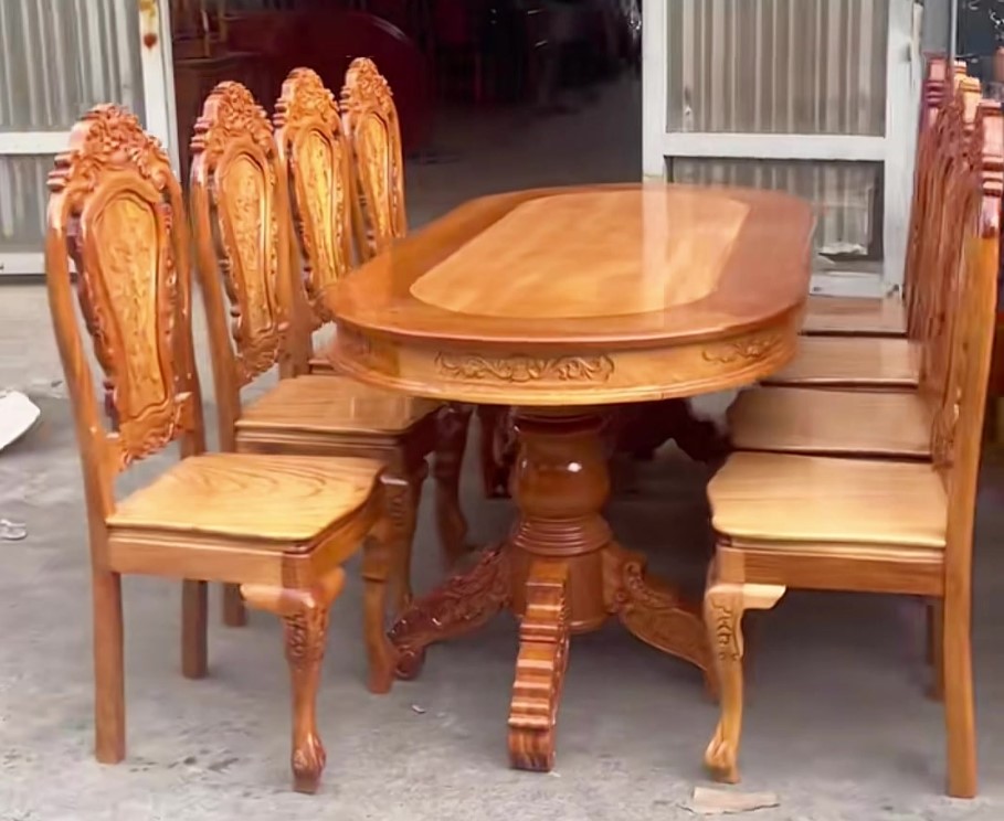 Bàn Ăn Gỗ Đẹp Tại Thủ Đức: Kinh Nghiệm Chọn Mua Từ Thợ Mộc 15 Năm 3 Bàn ăn gỗ chữ nhật đẹp tại Thủ Đức cho gia đình đông người