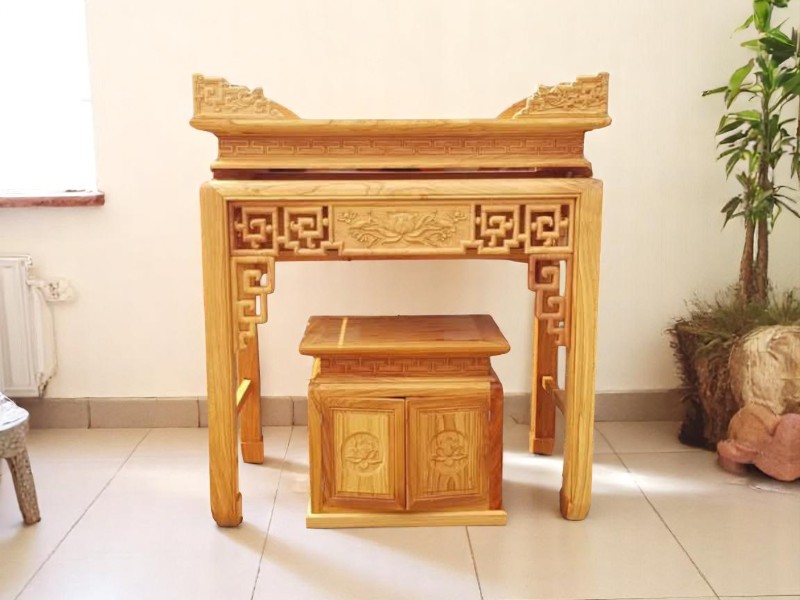 4 Gợi ý chọn bàn thờ cho căn hộ nhỏ gọn hiện đại 1 Gợi ý chọn bàn thờ cho căn hộ
