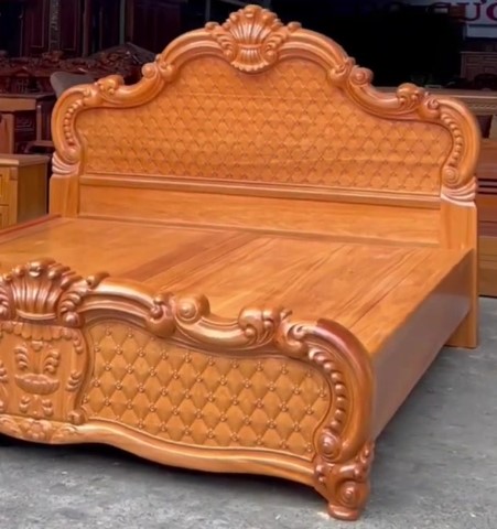 Giường gỗ an toàn cho người già và trẻ nhỏ