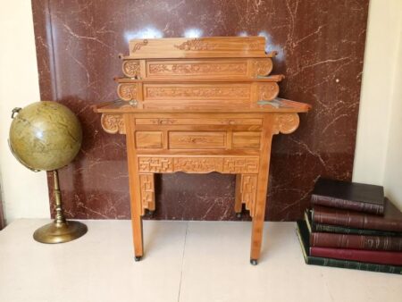 Mẹo bảo quản bàn thờ luôn mới
