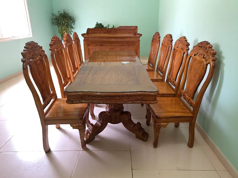 5 lý do nên mua bàn ăn gỗ tự nhiên cho không gian sống hoàn hảo 1 5 lý do nên mua bàn ăn gỗ tự nhiên