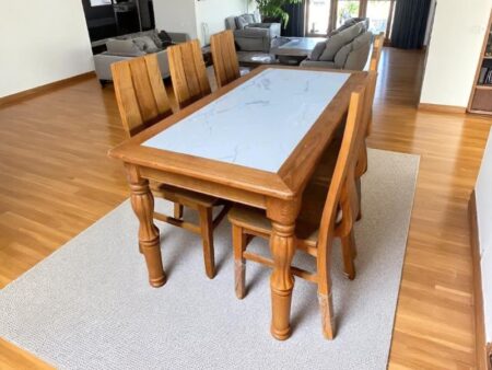 6 cách kết hợp ghế với bàn ăn