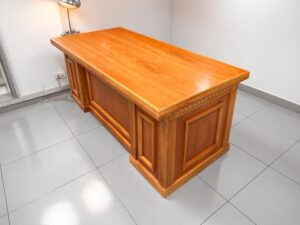8 yếu tố cần có ở bàn làm việc công thái học