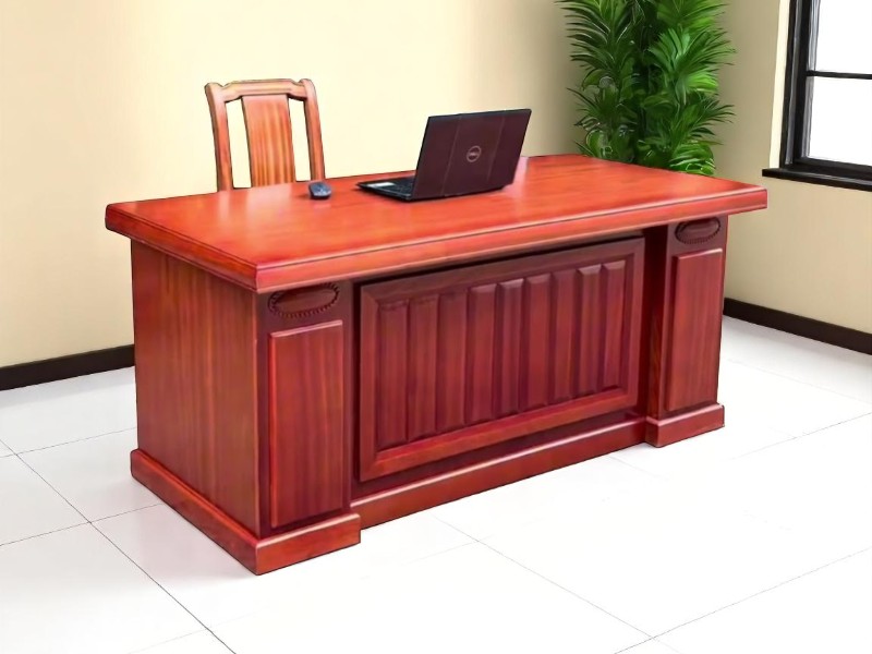 Bước vệ sinh bàn làm việc đúng cách