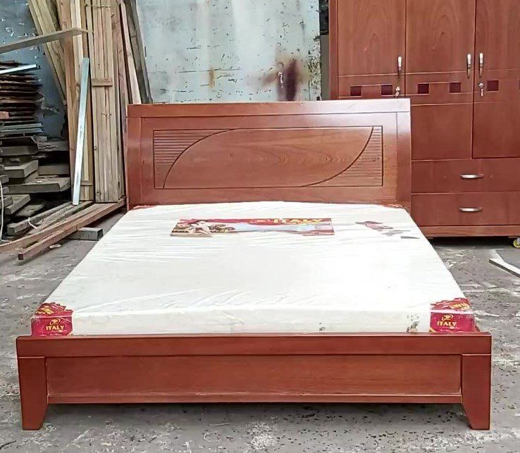 Cách bảo quản giường gỗ lâu dài: 10 bí quyết từ thợ mộc 15 năm kinh nghiệm 7 Đánh dầu dưỡng gỗ giúp bảo quản giường gỗ lâu dài