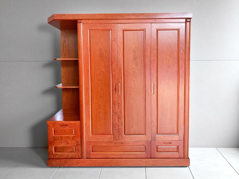 3 Cách bố trí đèn trong tủ quần áo hợp lý 1 Cách bố trí đèn trong tủ quần áo