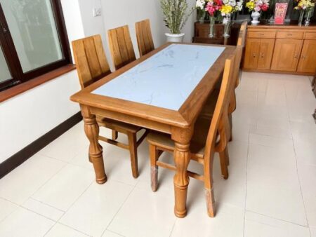 Lợi ích bàn ăn gỗ công nghiệp