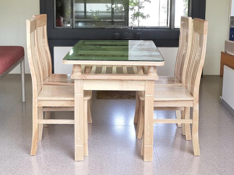 3 Mẫu bộ bàn ăn phù hợp không gian nhỏ hẹp 3 Mẫu bộ bàn ăn phù hợp không gian nhỏ