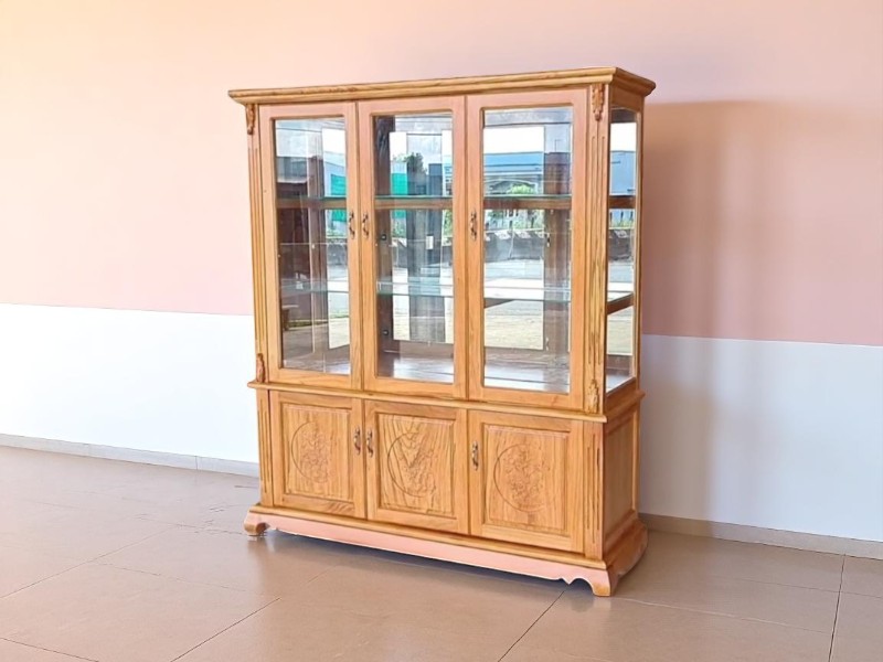 Mẫu tủ rượu đẹp bằng gỗ