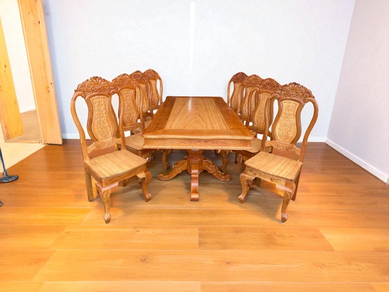 Bàn ăn gỗ 6 người