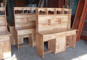 Bàn học cho bé trai cấp 1