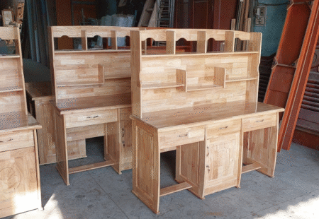 Bàn học cho bé trai cấp 1