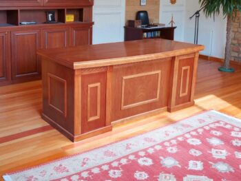 Cách sắp xếp bàn làm việc gọn gàng