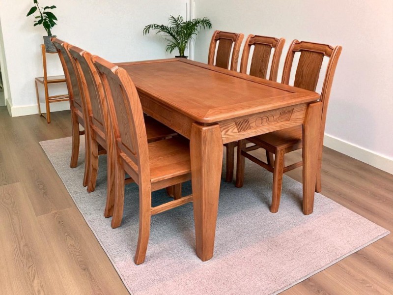 Mua bàn ăn gỗ đẹp giá rẻ gần đây