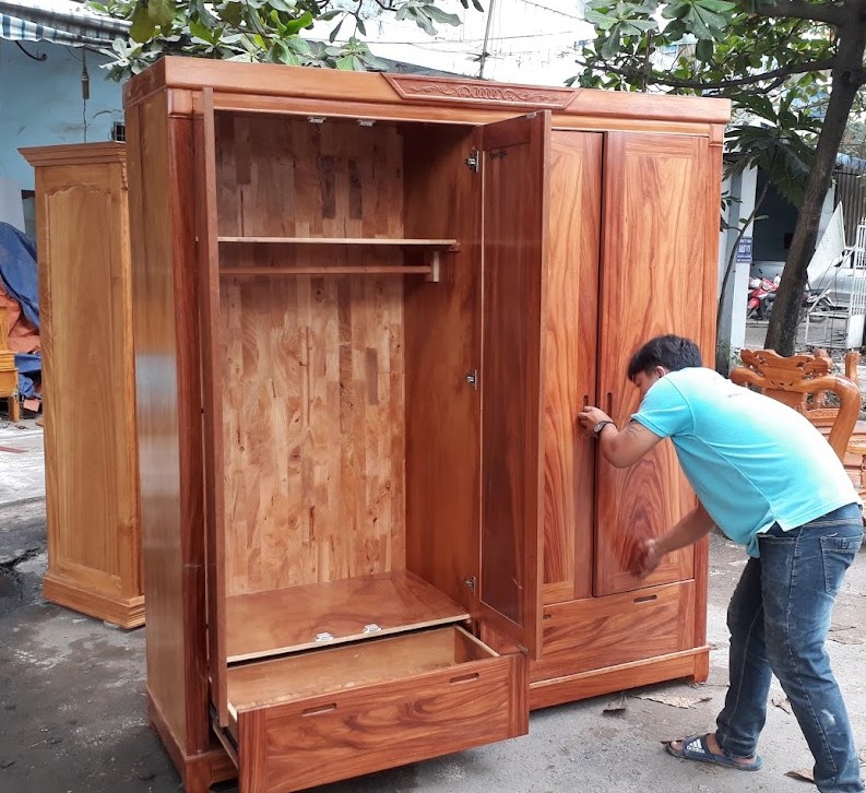 Tủ quần áo gỗ