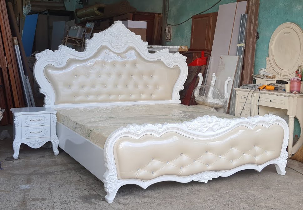 Giường ngủ gỗ gõ đỏ cao cấp sang trọng