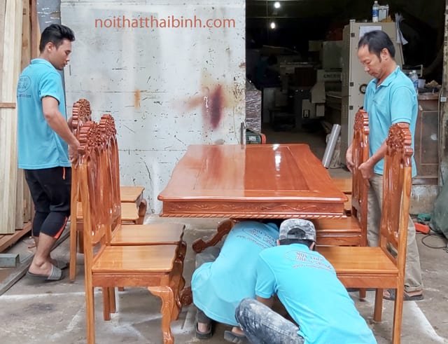 Bộ bàn ăn gõ đỏ 8 ghế MS 9869 2 Bộ bàn ăn gõ đỏ 8 ghế MS 9869 - Ảnh 2