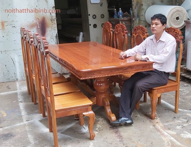 Bộ bàn ăn gõ đỏ 8 ghế MS 9869 3 Bộ bàn ăn gõ đỏ 8 ghế MS 9869 - Ảnh 3