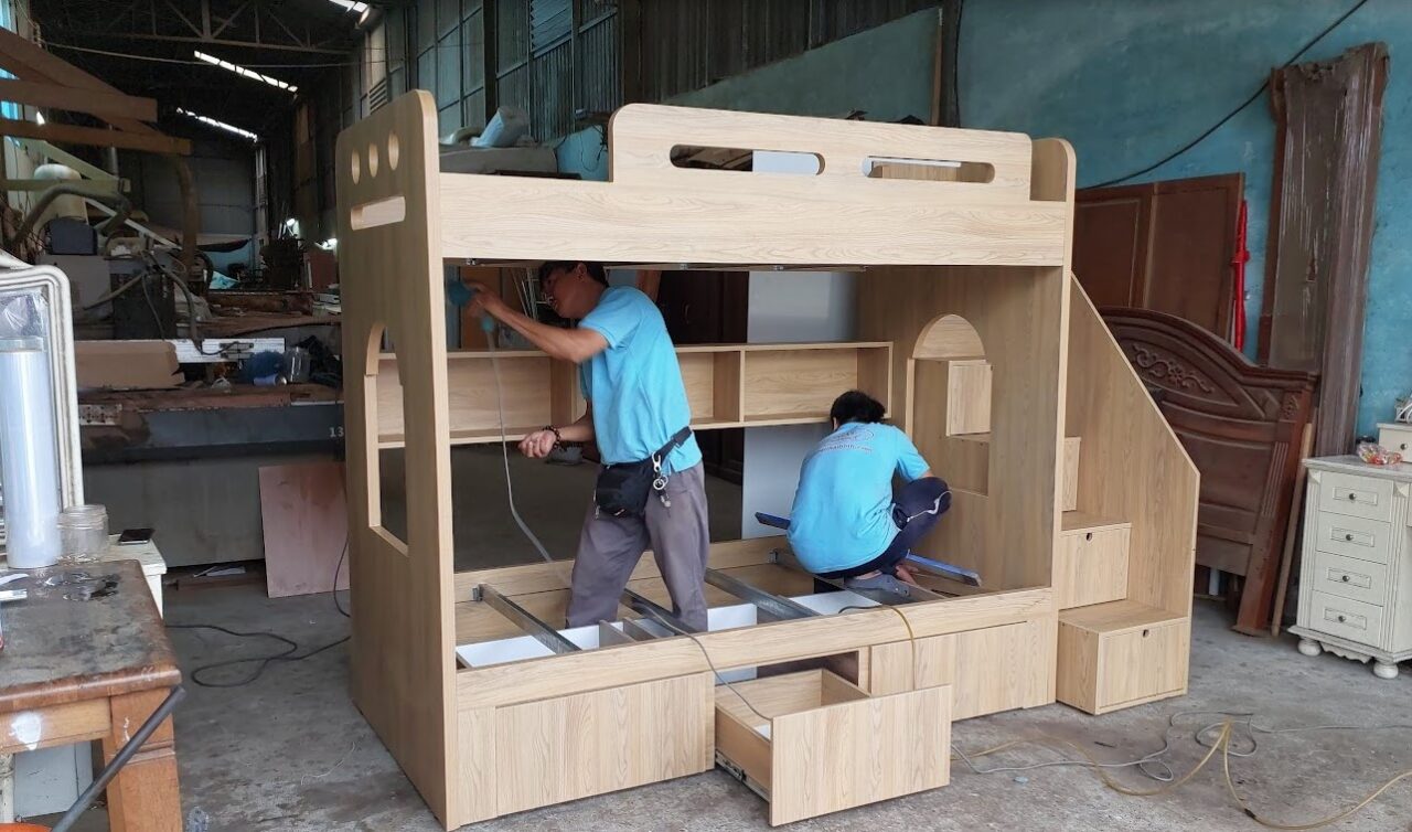 Giường Tầng Có Bàn Học