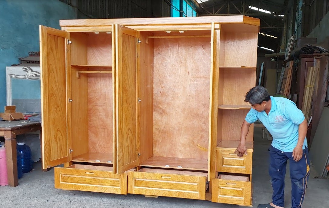 Tủ Áo Gỗ Tự Nhiên
