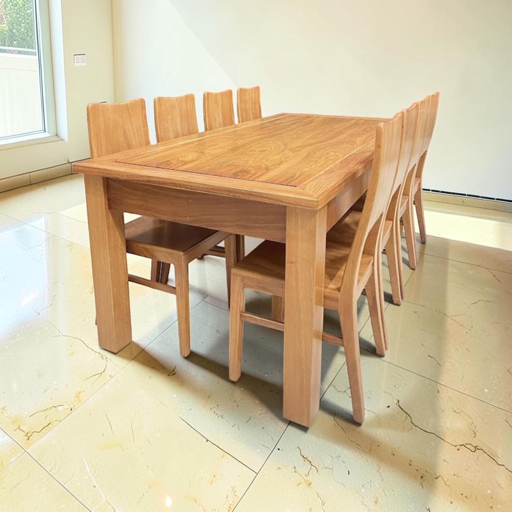 Cách chọn bàn ăn mới