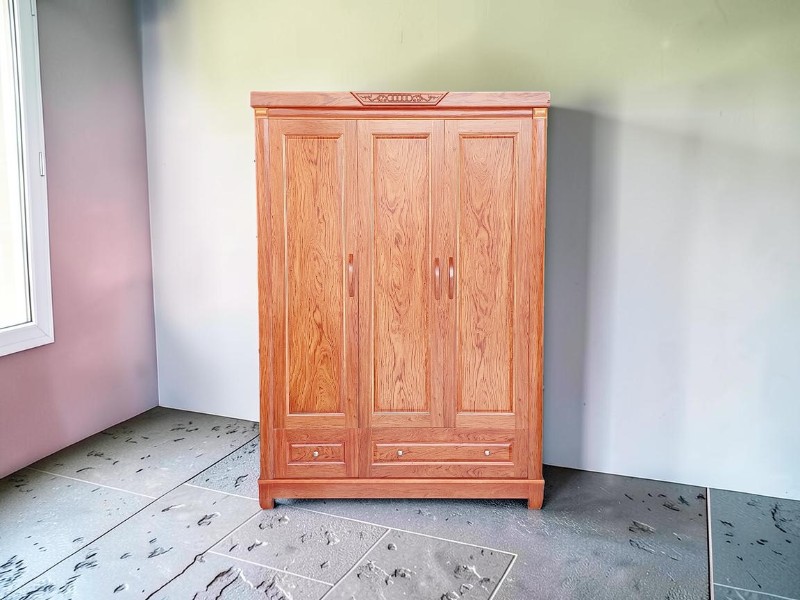 Tủ quần áo gỗ tự nhiên