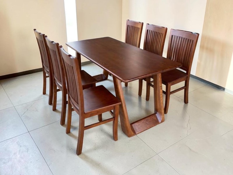 Bàn ăn gỗ tại Quận 6: Bền đẹp, bảo hành dài lâu 11 Bàn ăn gỗ tại Quận 6 bảo hành dài hạn uy tín